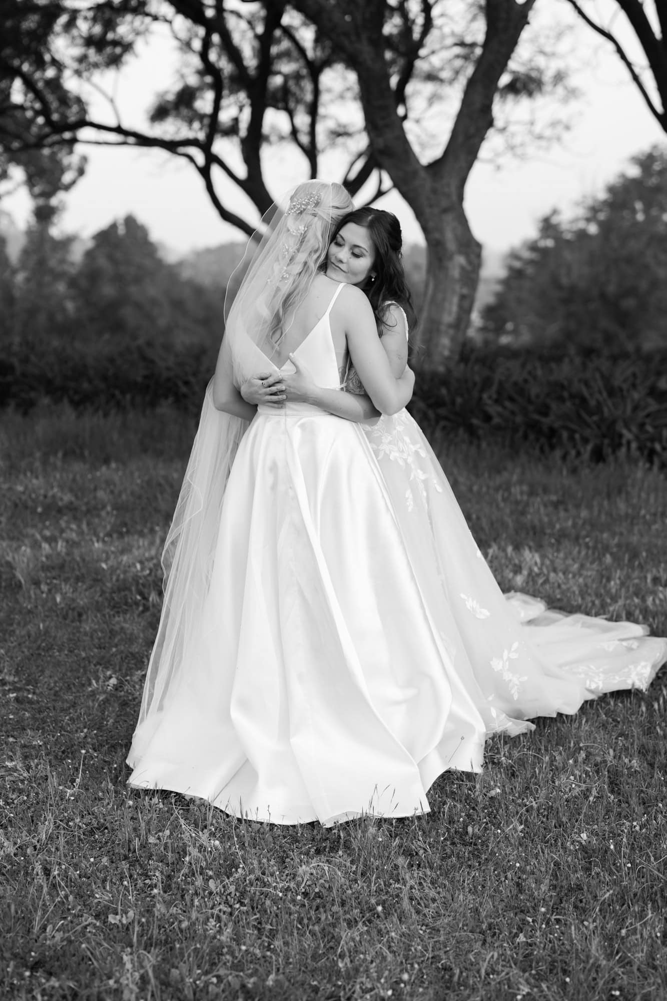 wedding photos Perth bride hugging bride